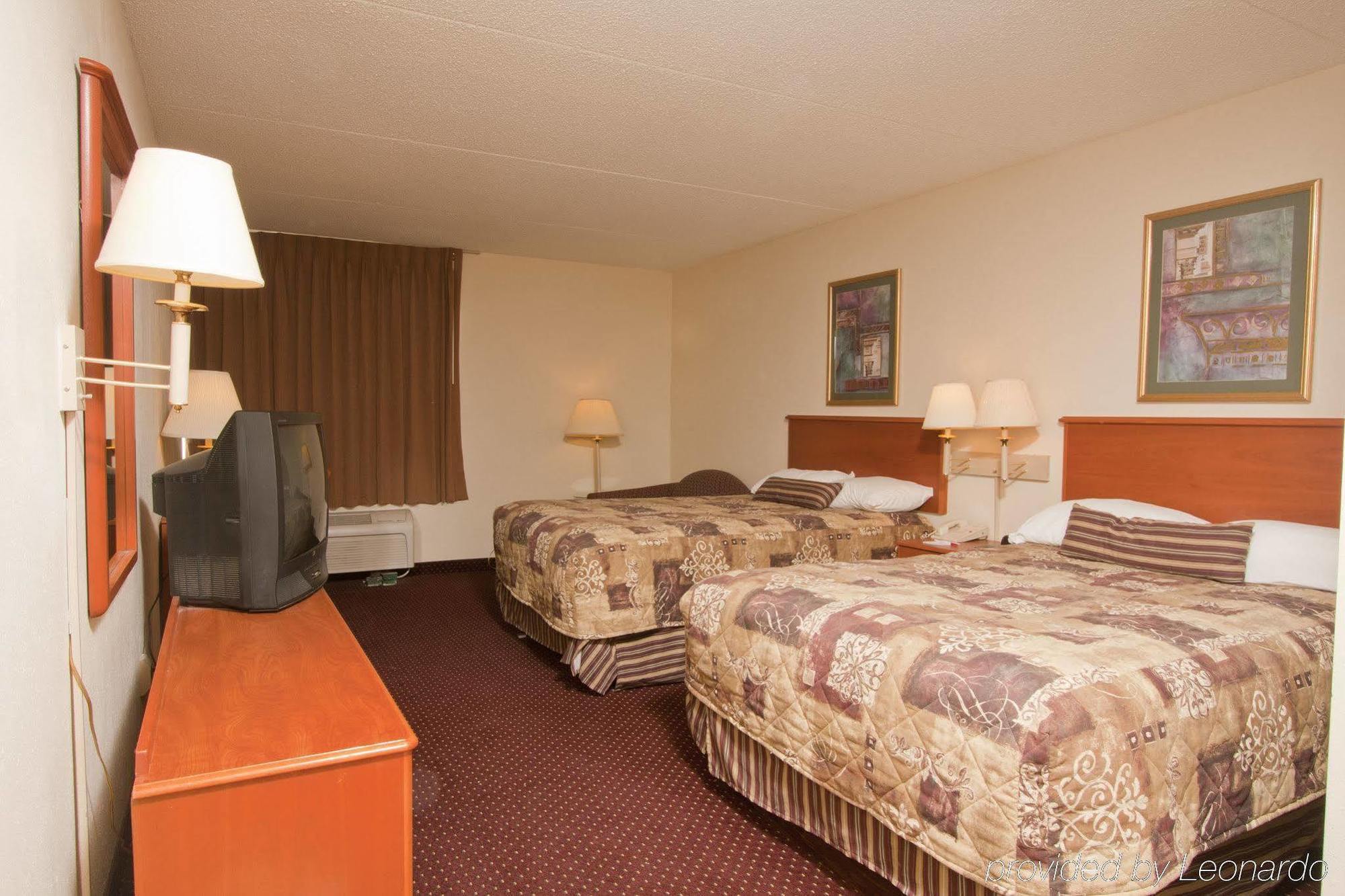 The Garden Inn Elkhart Kamer foto