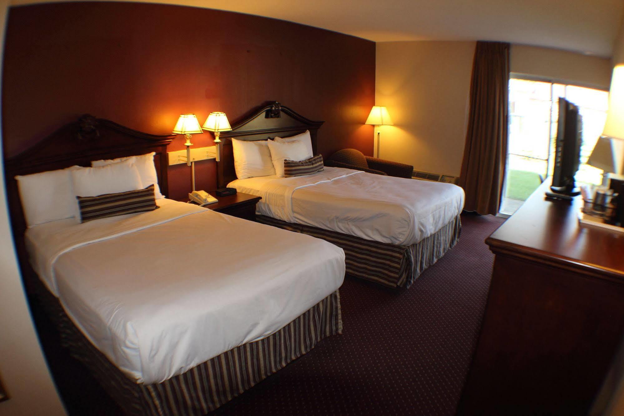 The Garden Inn Elkhart Buitenkant foto